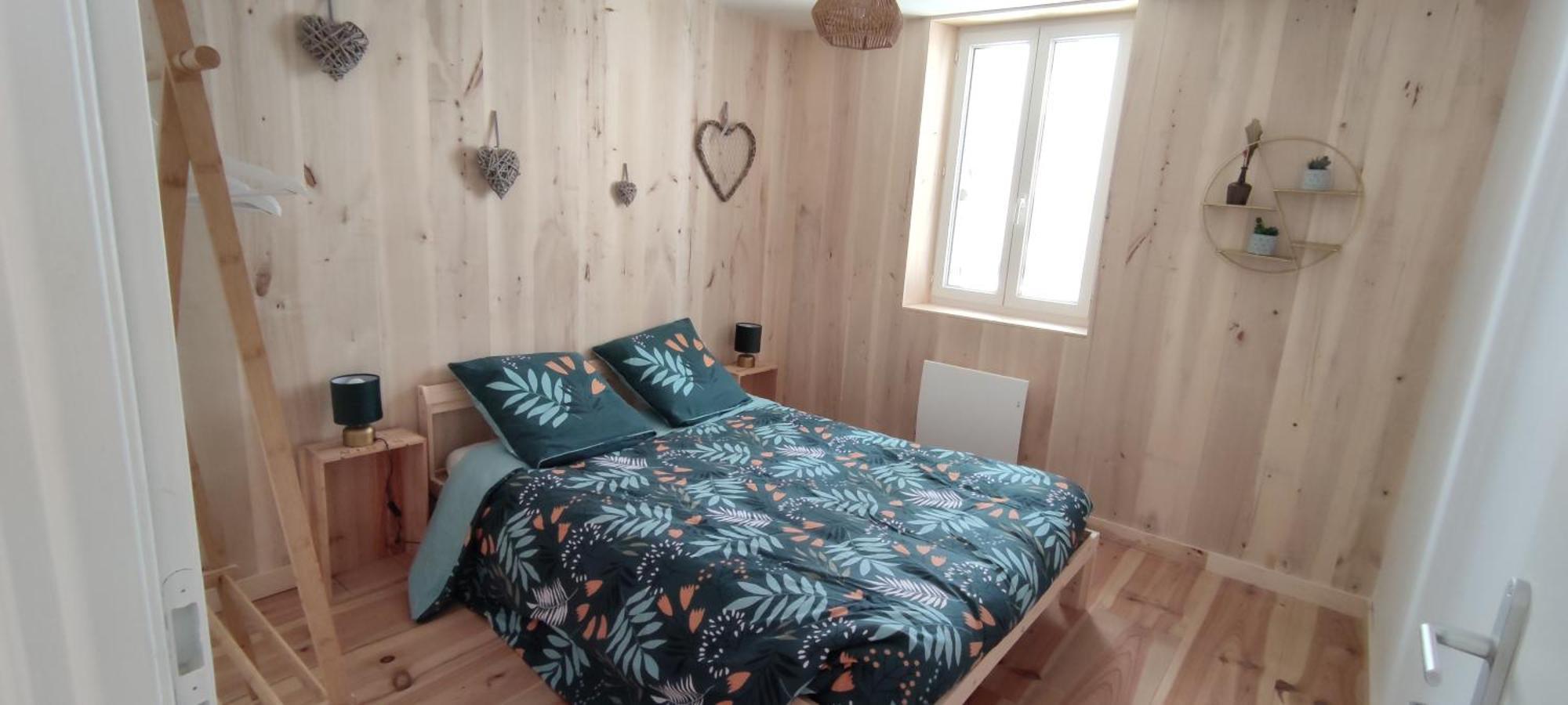 Appartement 2 Chambres Avec Wifi Centre De Descartes Luaran gambar